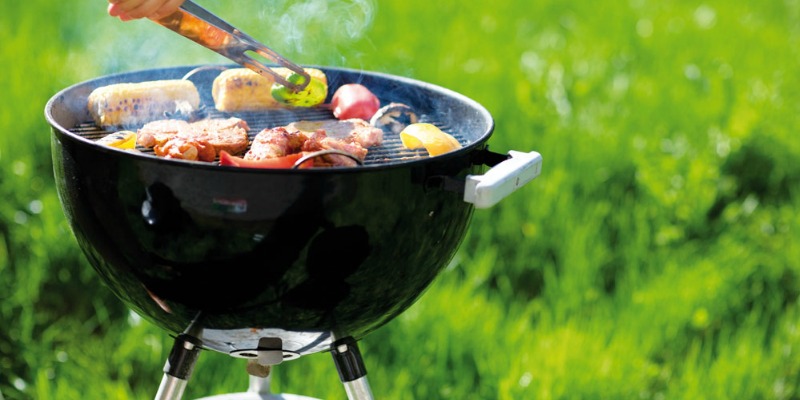 The Hidden Health Hazards of Grilling and Barbecuing. What you Should Do to Grill Your Meat Properly