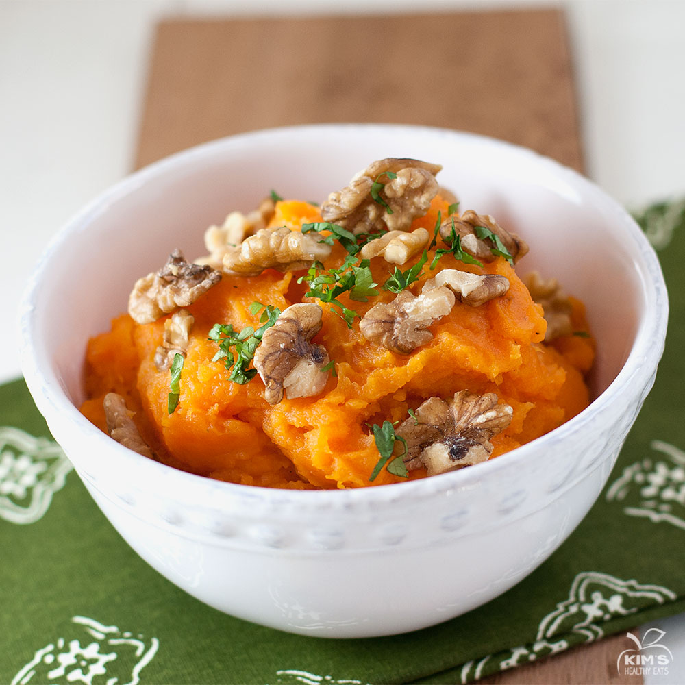 Mashed-Sweet-Potatoes-Topped-with-Walnuts-01