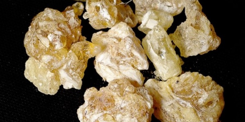 Why You Should Be Drinking Frankincense Water Daily. (And How to Make it )
